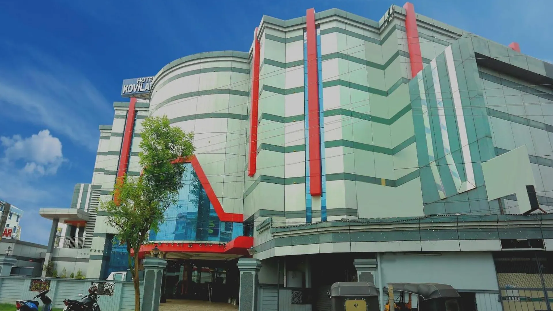 Hotel Capital O Kovilakam Residency Thrissur
