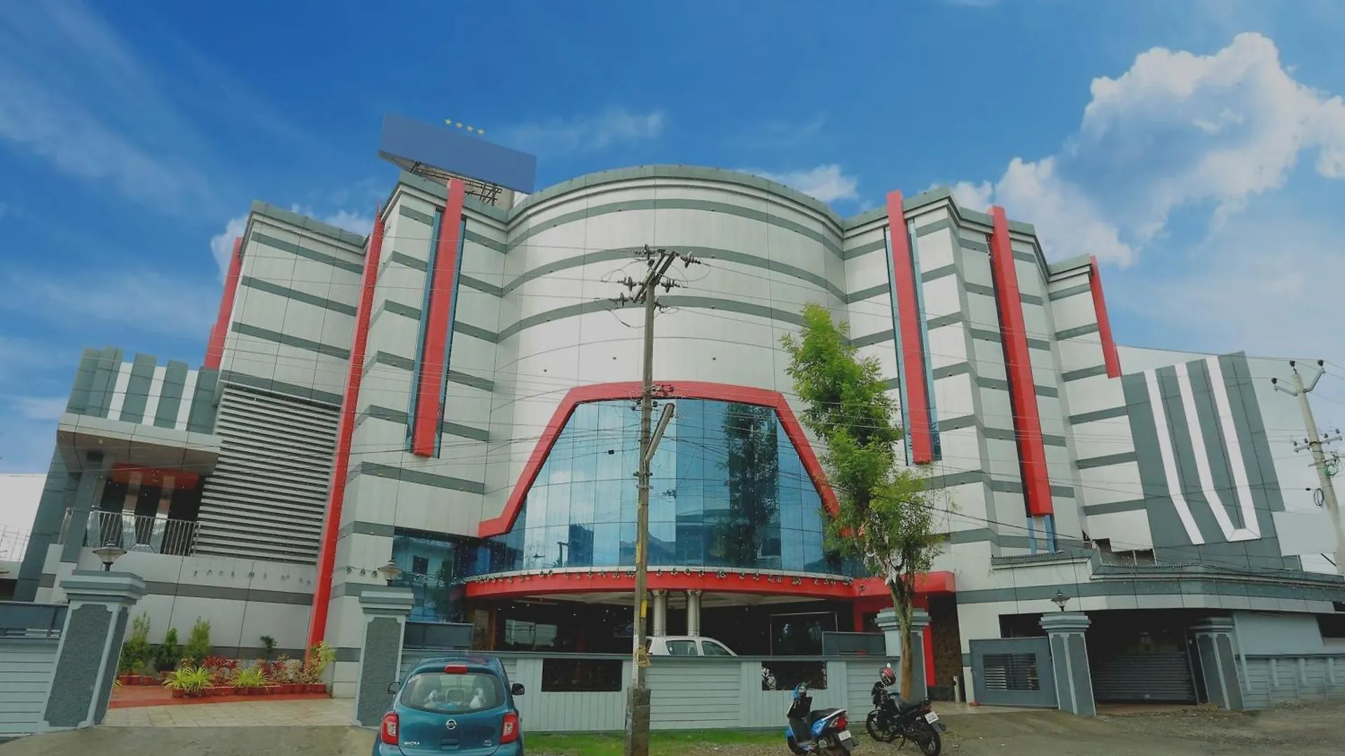 Capital O Kovilakam Residency Thrissur 3*,  India