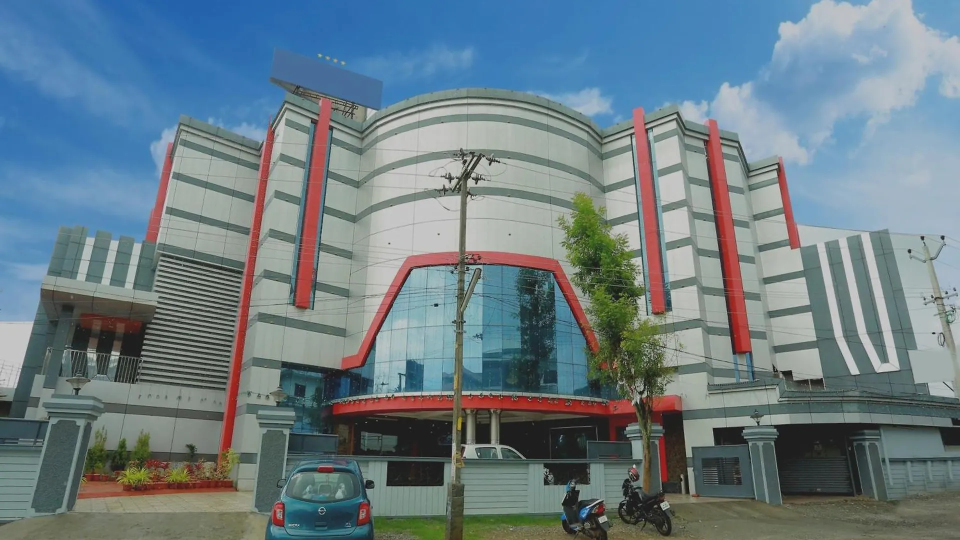 Capital O Kovilakam Residency Thrissur Hotel