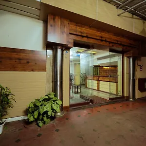 Hotel Oneiro, Thrissur